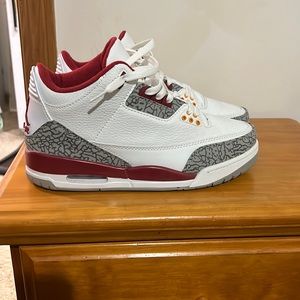 Jordan retro 3’s